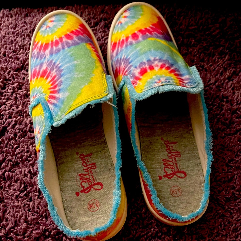 Women’s jelly pop shoes